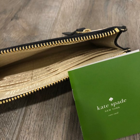 Kate Spade Black & White Wristlet Wallet - Picture 3 of 3